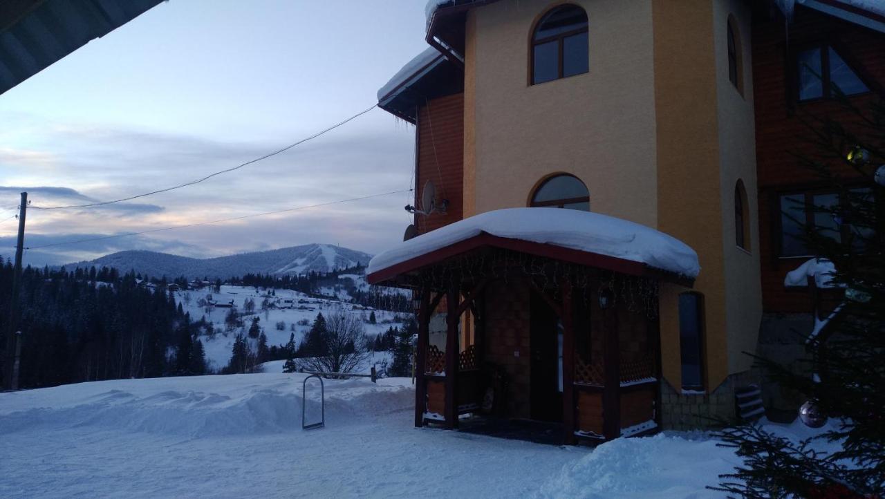 Zacharovany Karpaty سلافسكي المظهر الخارجي الصورة